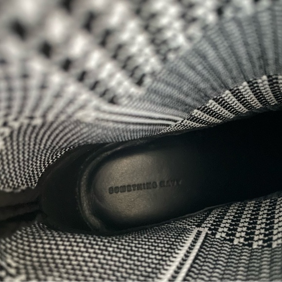 Something Navy Nix Plaid Houndstooth Black White Ankle Sock Booties EUC Size 9 - Picture 8 of 11